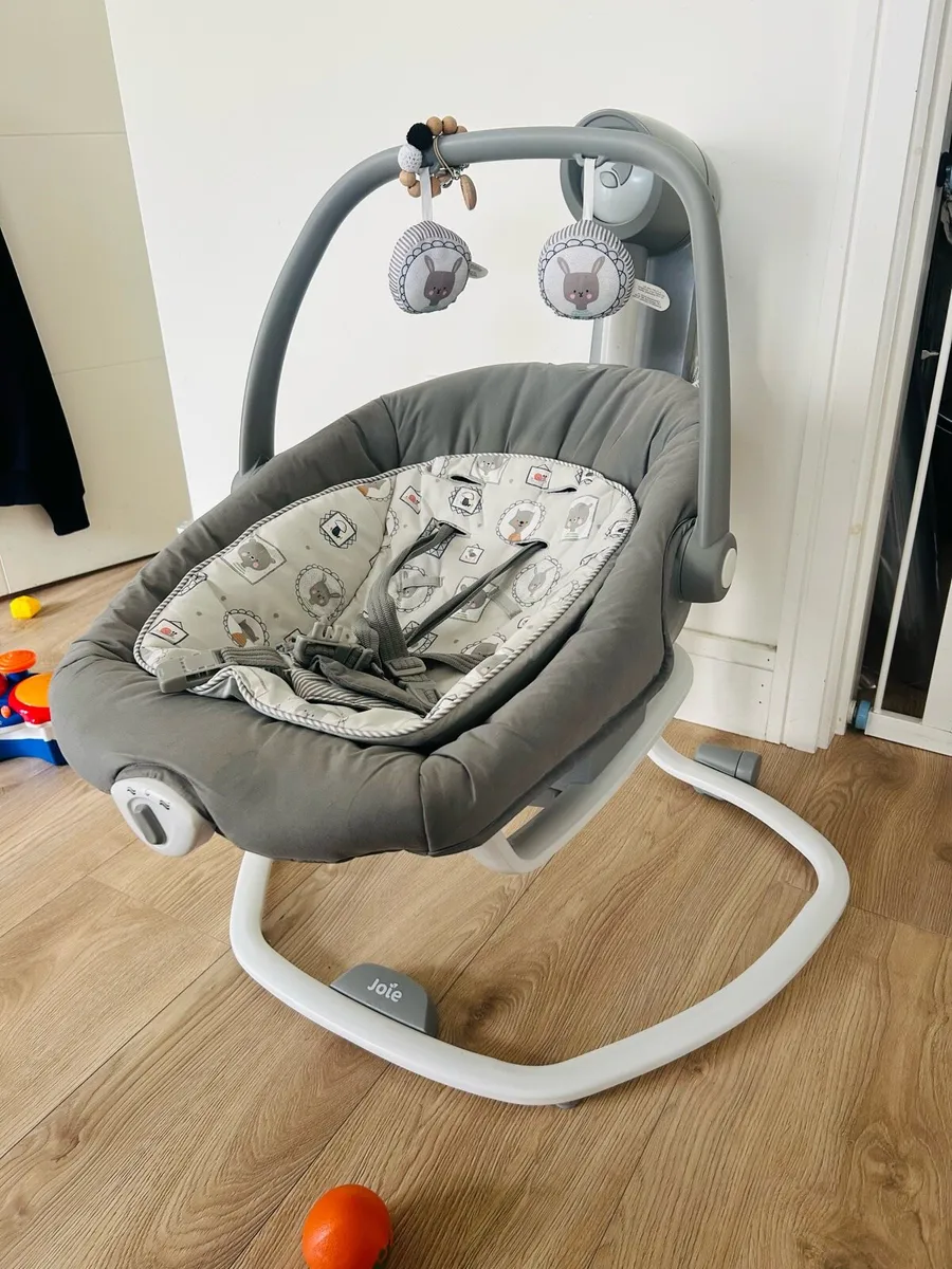 Joie Serina 2 in 1 baby swing / bouncer - Image 1