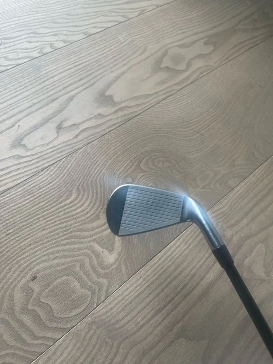 Srixon ZX 23 deg left handed Utility Iron - Image 2