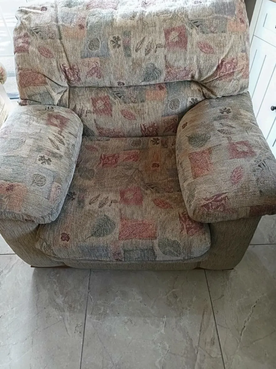 Couch and armchair - Image 2