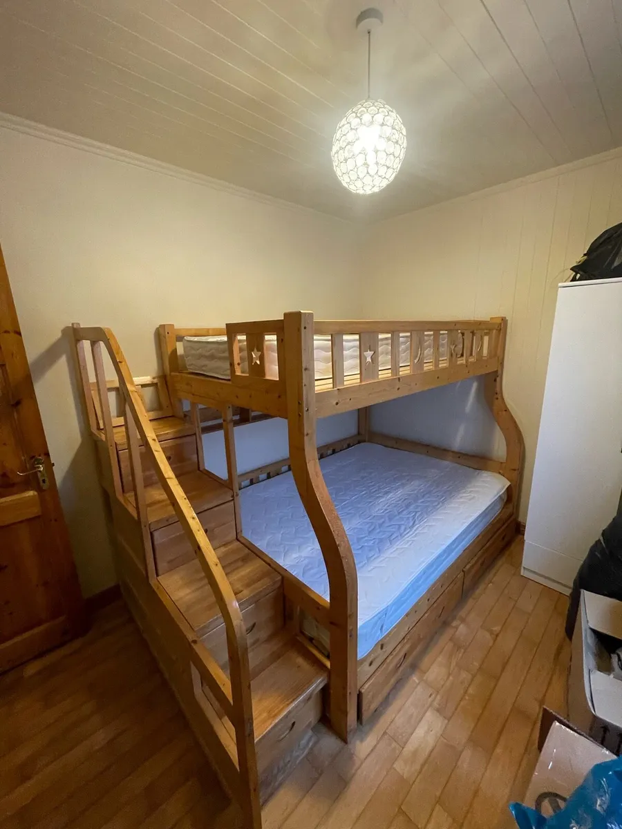 Bunk bed - Image 1