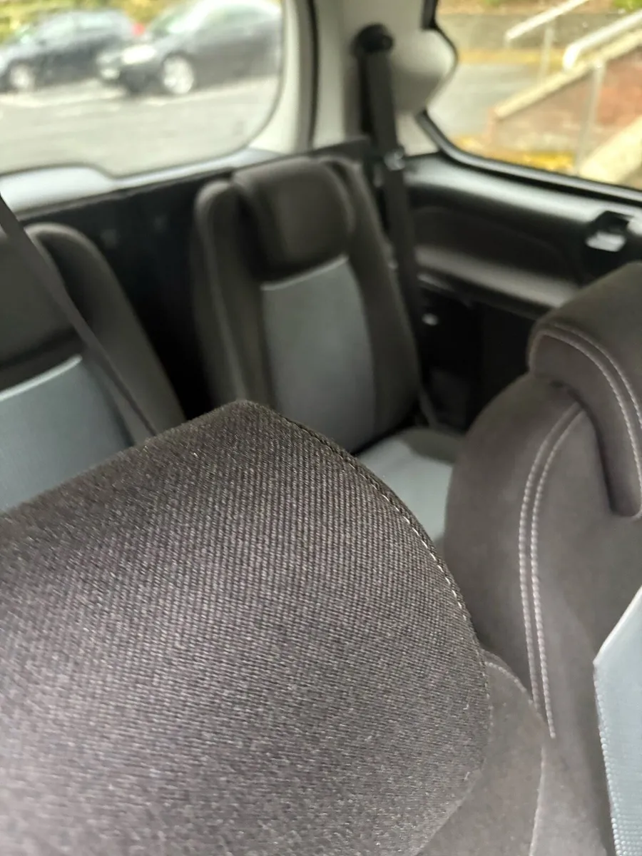 Ford Galaxy 2012. 7 seater. - Image 4