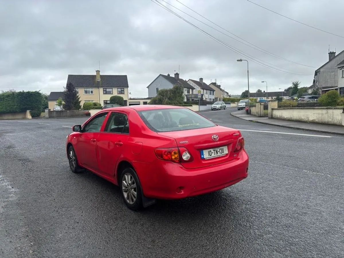 2010 Toyota Corolla - Image 3