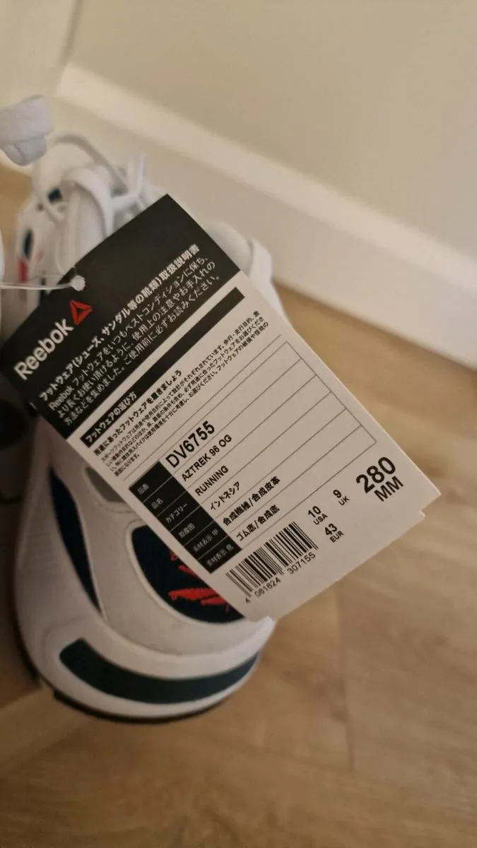 Brand New Reebok Aztrek 96 OG - Image 4