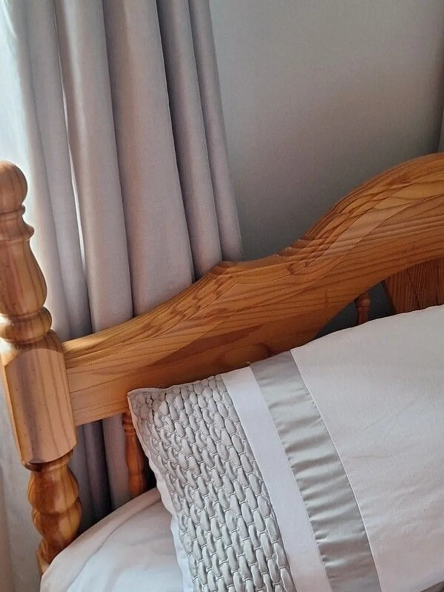 double bed and mattress - Image 3