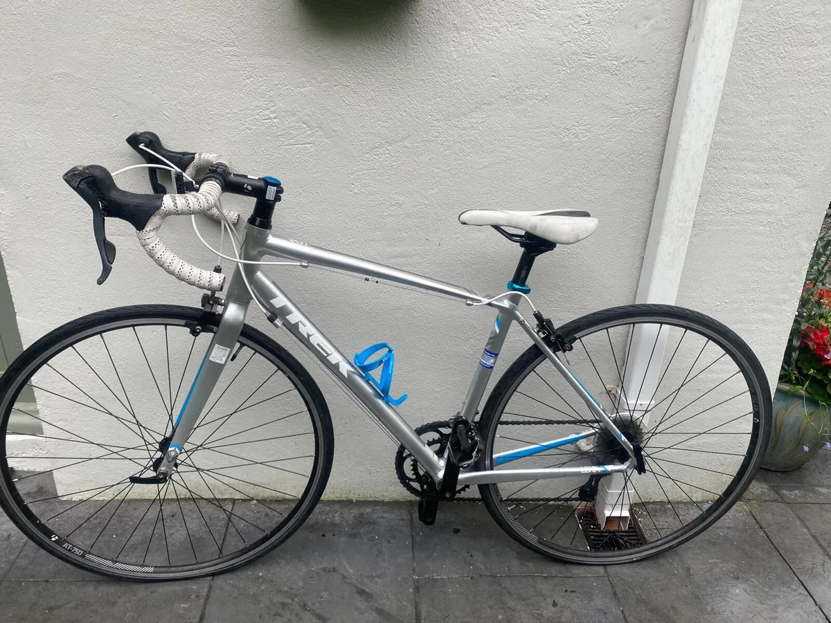 Trek Bike in Excellent Condition - Image 3