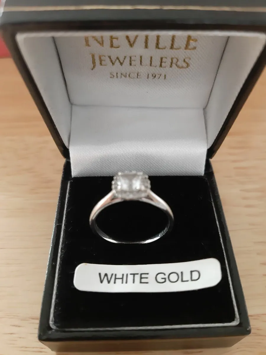 Jewelry - Image 4