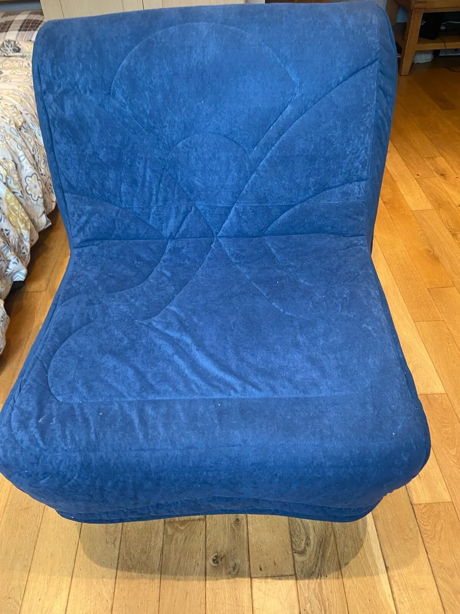 Chair Vef - Image 1