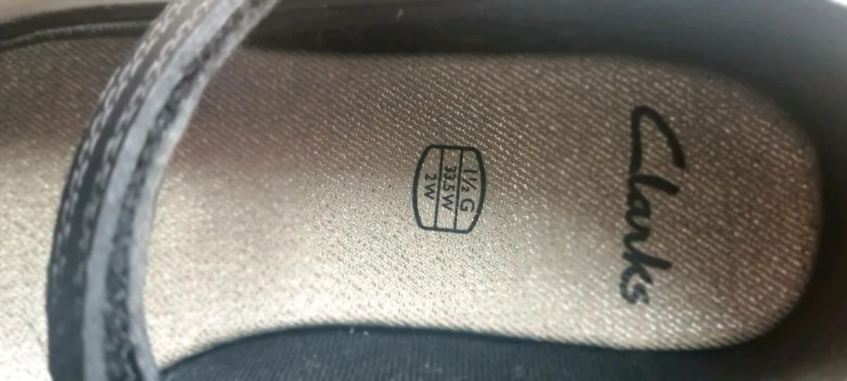 Clarks shoes - Image 2