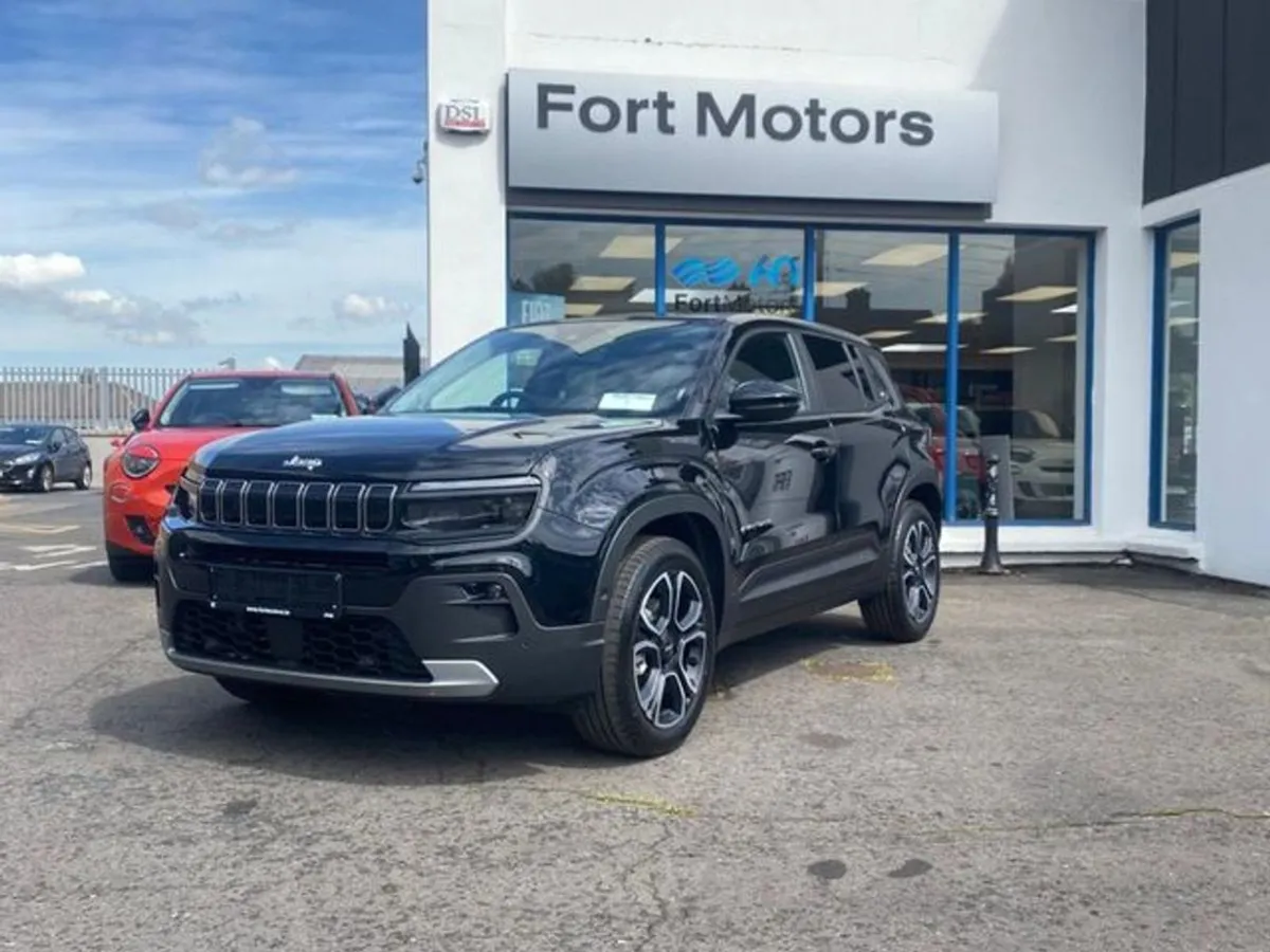 Jeep Avenger Summit 1.2 Hybrid - Image 2