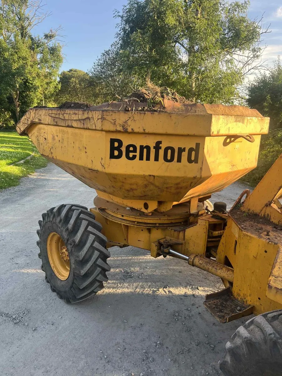 3 ton swivel skip dumper - Image 3