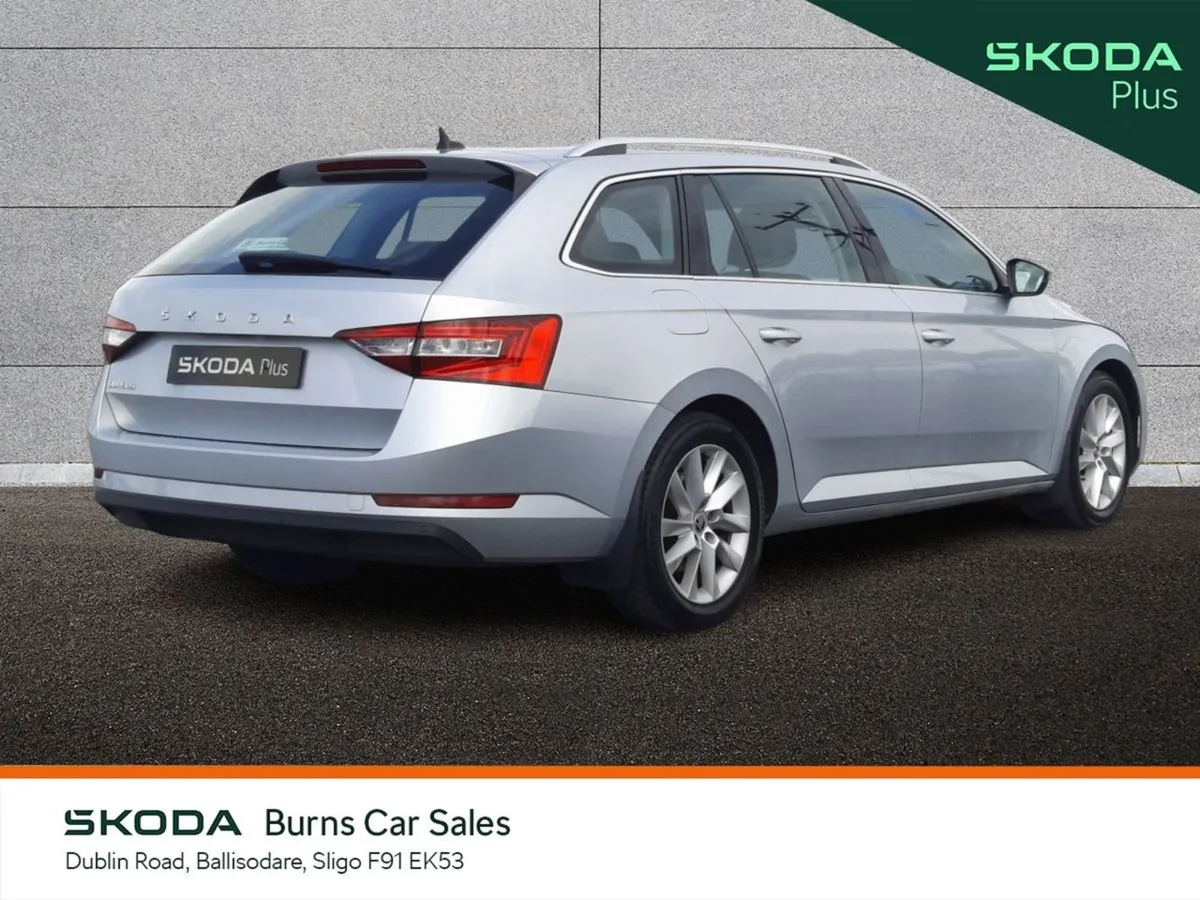 Skoda Superb Combi Ambition 2.0tdi 150HP DSG - Image 4