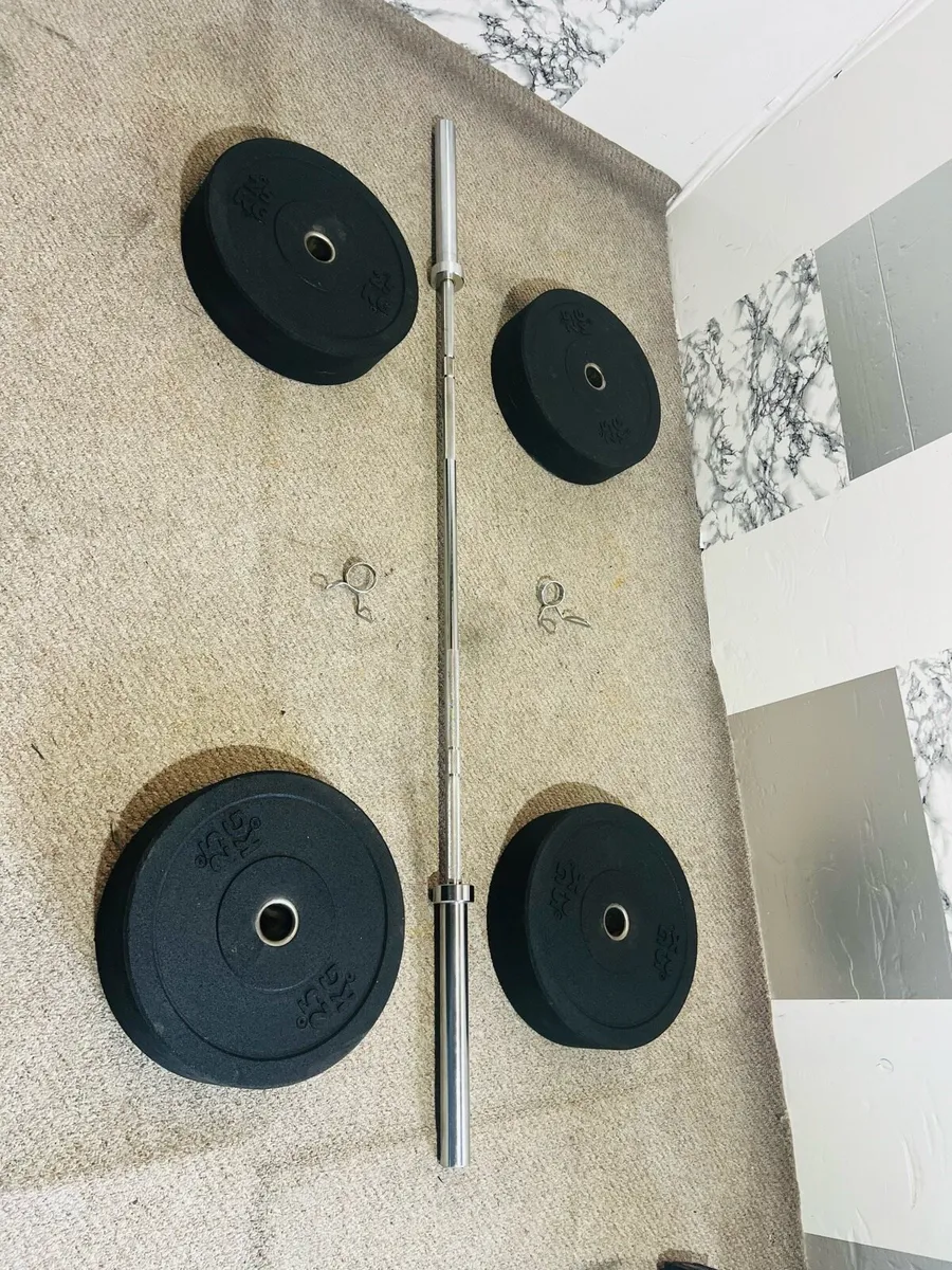 4 X 25 KG WEIGHTS + 20 KG OLYMPIC BARBELL, - Image 1