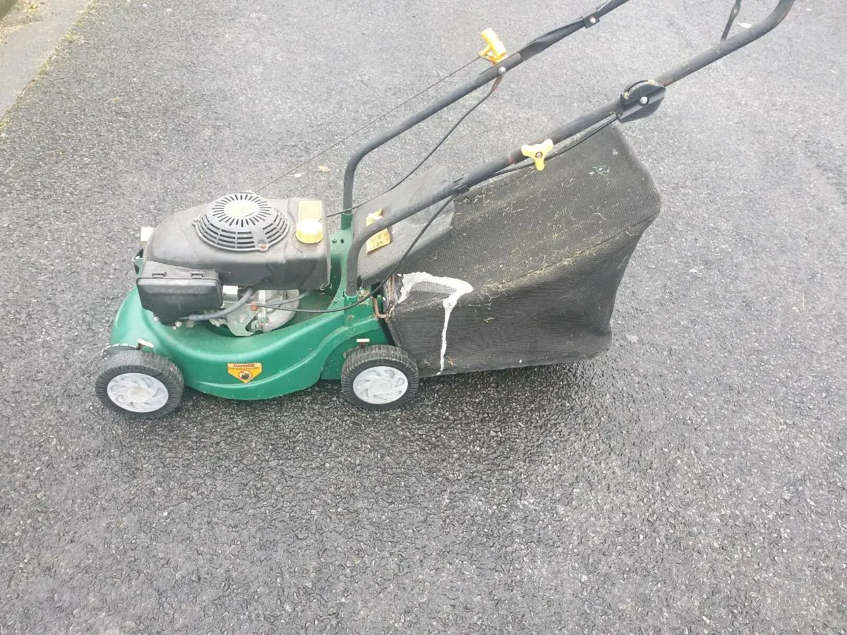 PETROL LAWNMOWER - Image 2