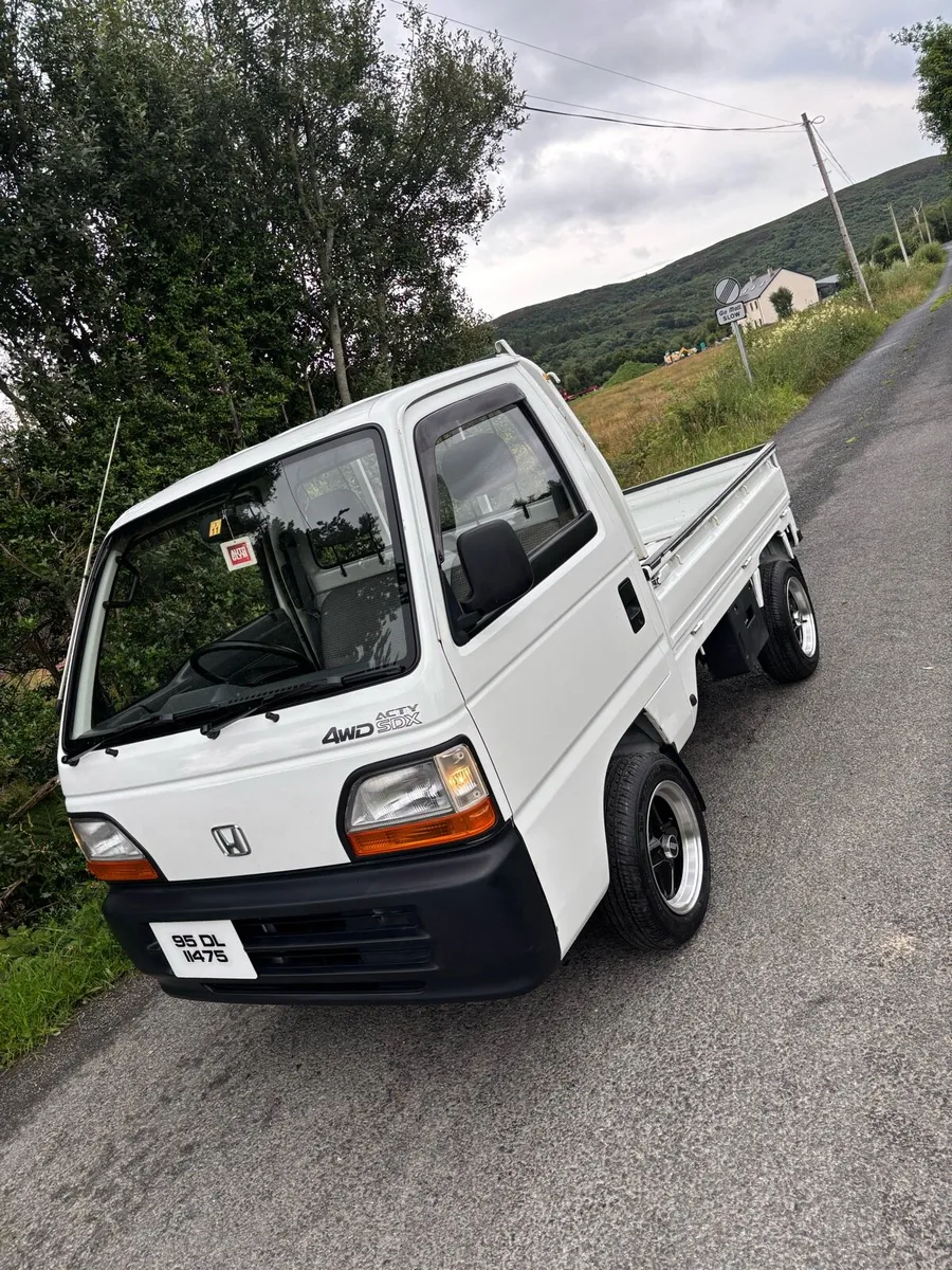 Honda Acty sdx 4WD only 28km - Image 3