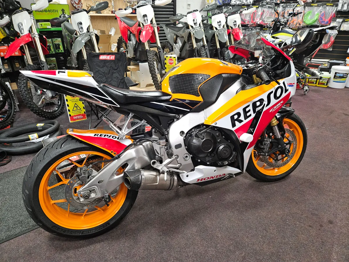 Honda Fireblade Repsol - Image 2