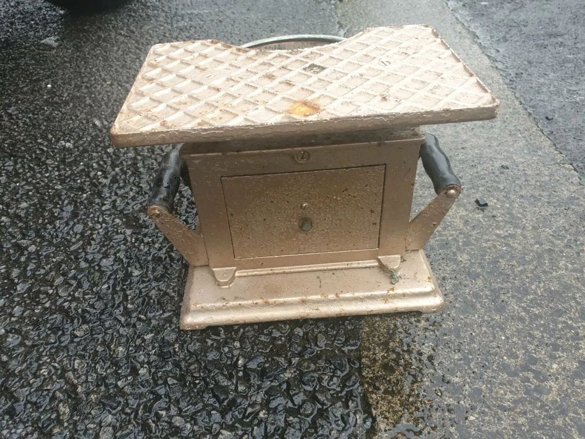 OLD SCALE - Image 3