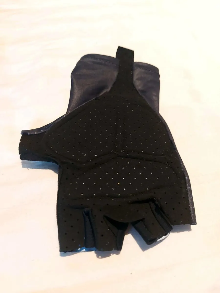 Gobik Hawk Cycling Mitts - Image 4