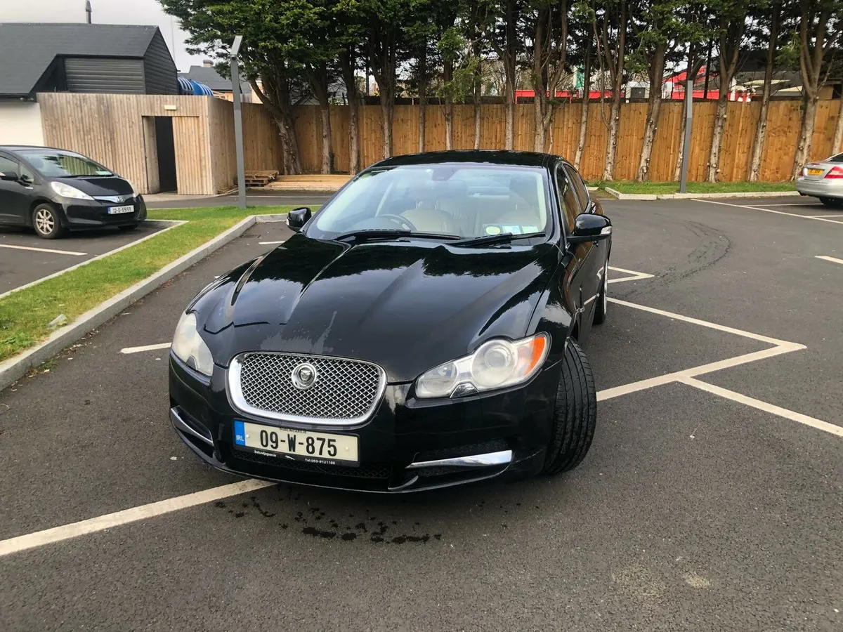 Car - Image 3