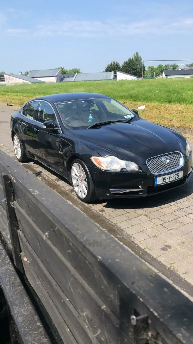 Car - Image 4