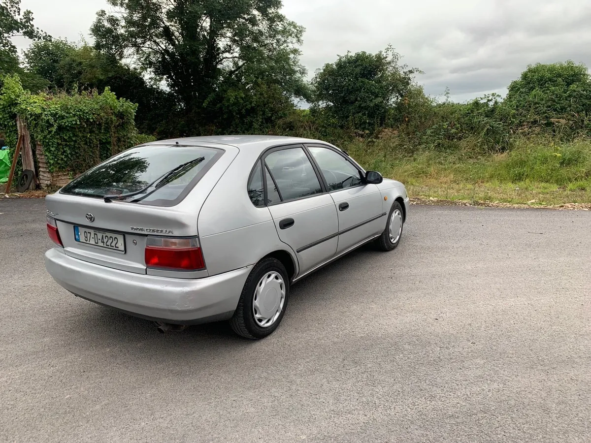 Toyota Corolla - Image 3
