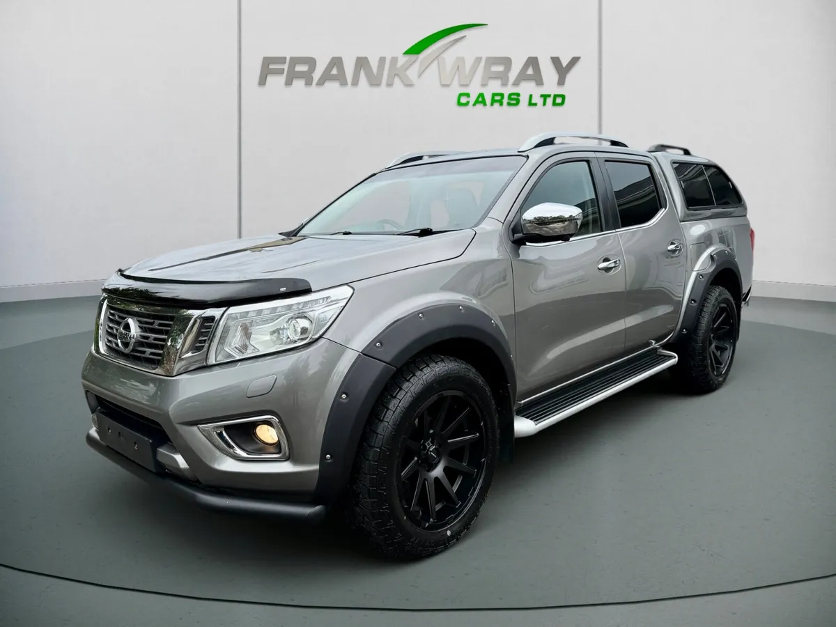 2017 NISSAN NAVARA TEKNA DCI AUTOMAATIC**NO VAT** - Image 1