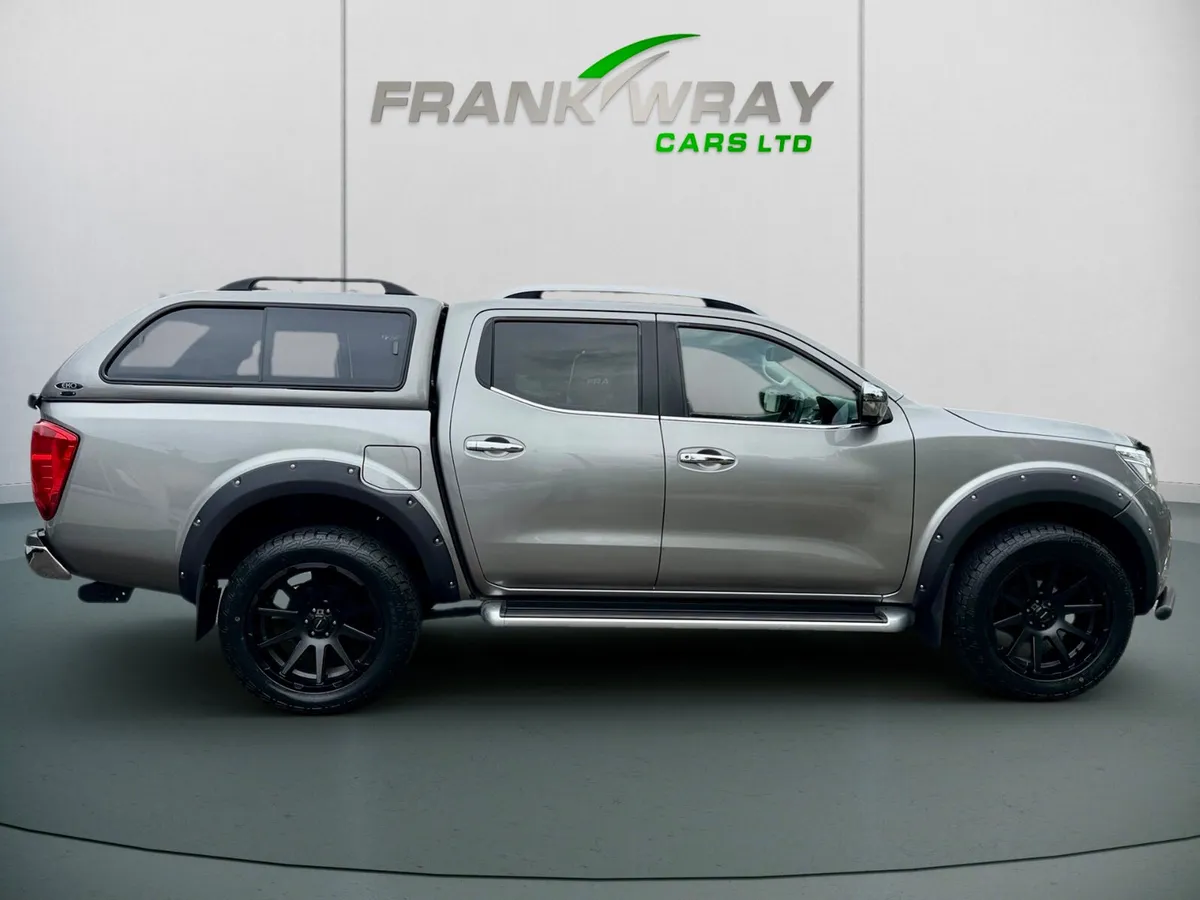 2017 NISSAN NAVARA TEKNA DCI AUTOMAATIC**NO VAT** - Image 4