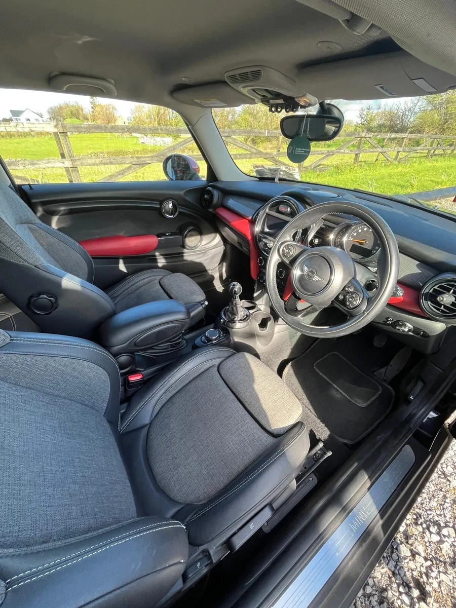 2015 Mini 1.5 D - Image 3