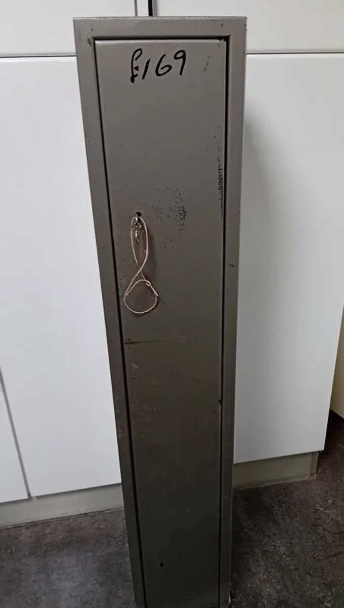 Gun Cabinet - Image 2