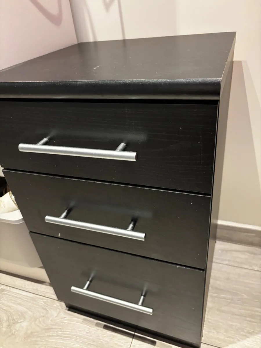 Bedside locker - Image 1