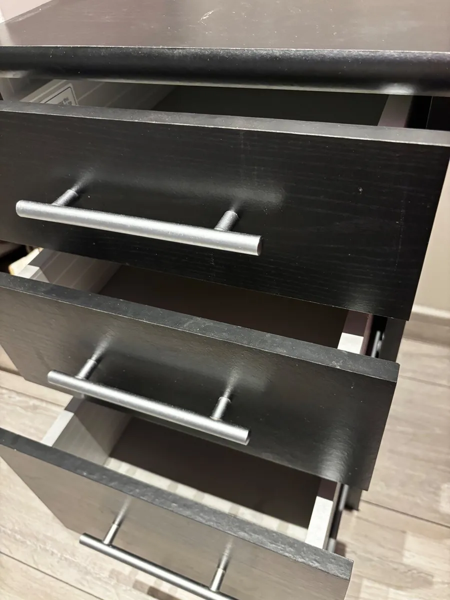 Bedside locker - Image 2