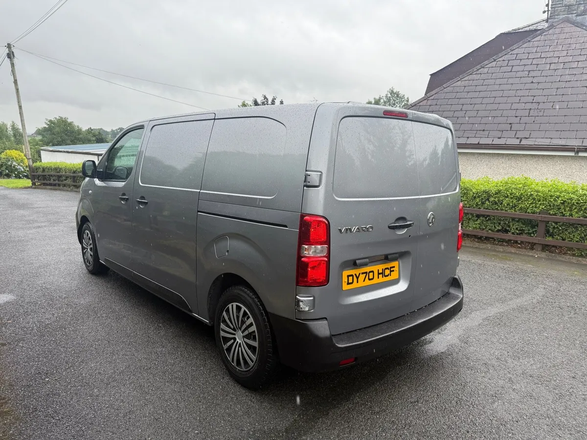 2020 Vauxhall Vivaro 1.5 120 BHP Twin Side Door - Image 4
