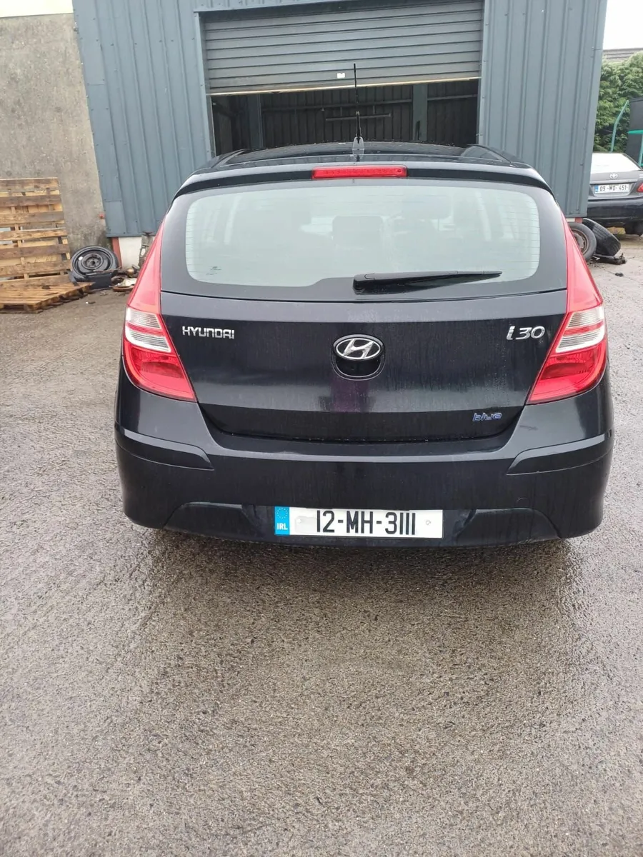 Hyundai i30 2012 - Image 2