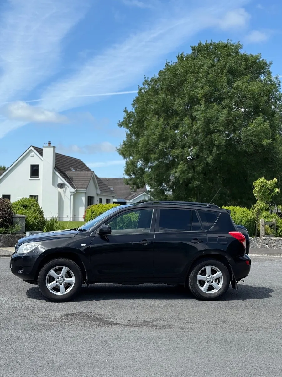 RAV4 4X4 Very good Condition 5 seats NCT - Image 3