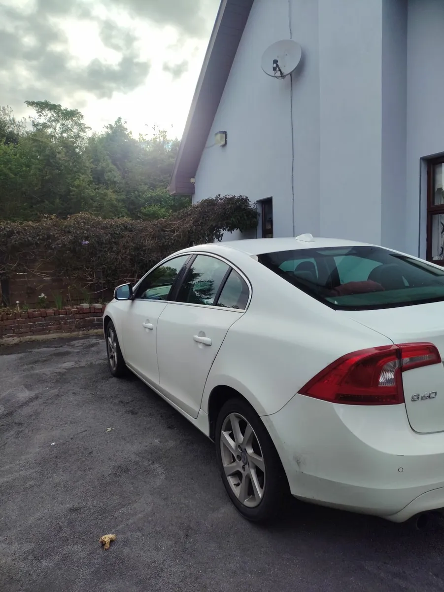 Volvo S60 2015 - Image 3