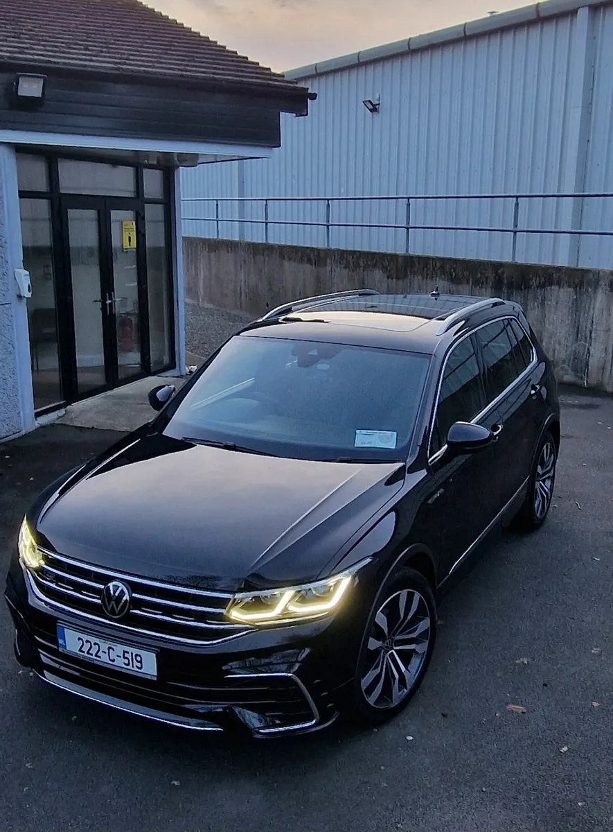 Volkswagen Tiguan 2.0 TDI R-Line Panoramic Sunroof - Image 1