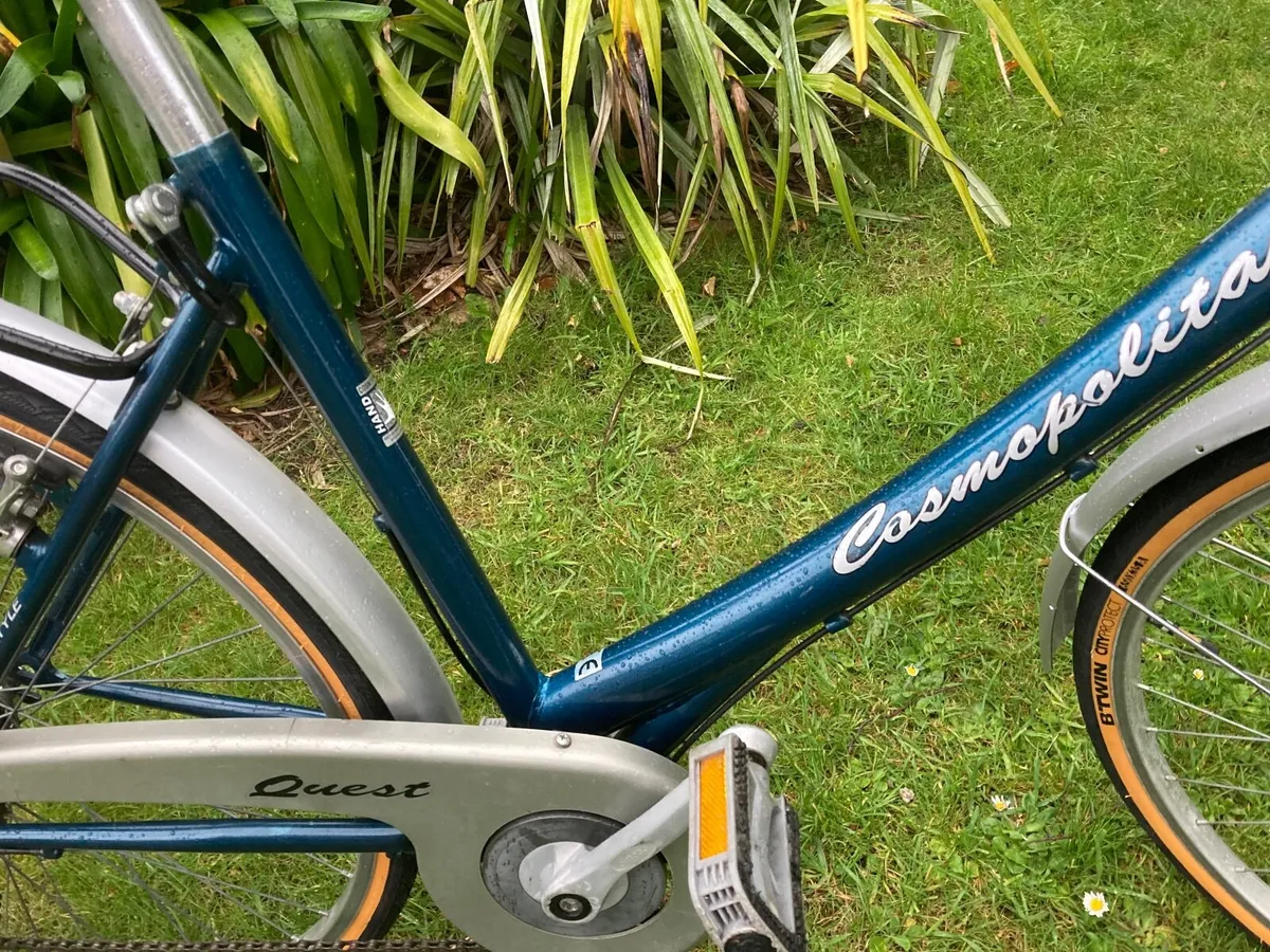 Ladies Hybrid Bike - Image 2