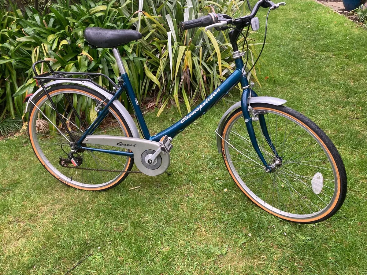 Ladies Hybrid Bike - Image 1