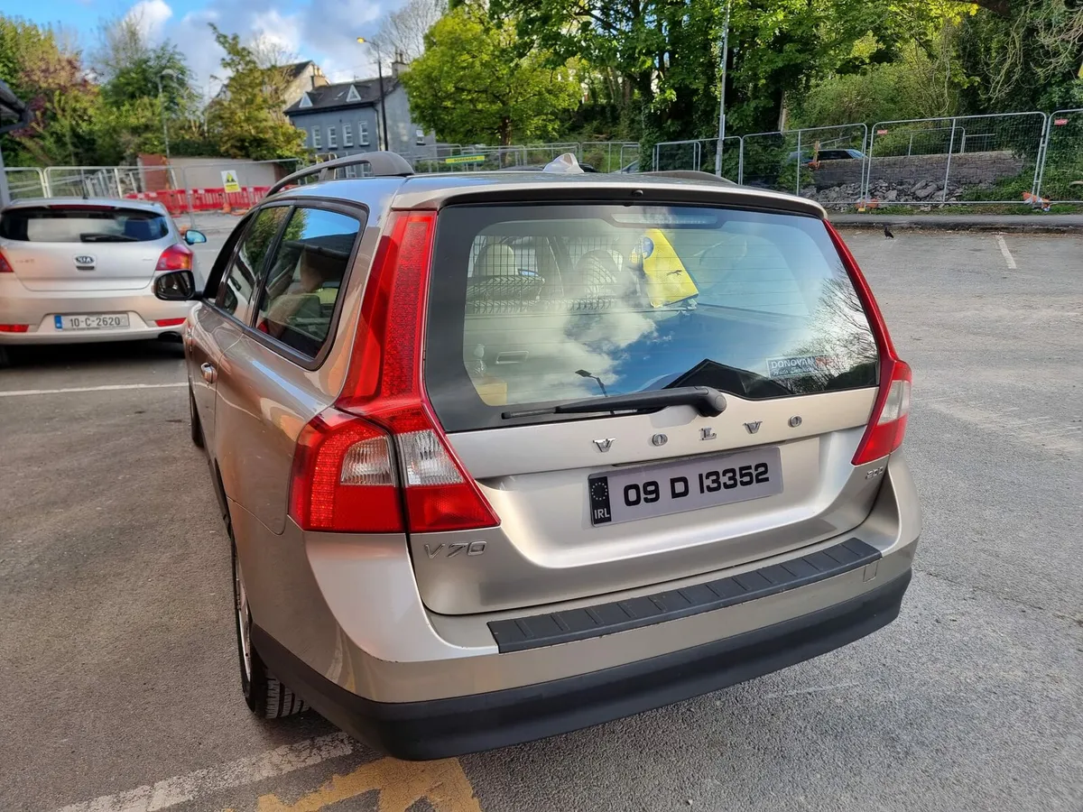 Volvo v70 NEW NCT - Image 3