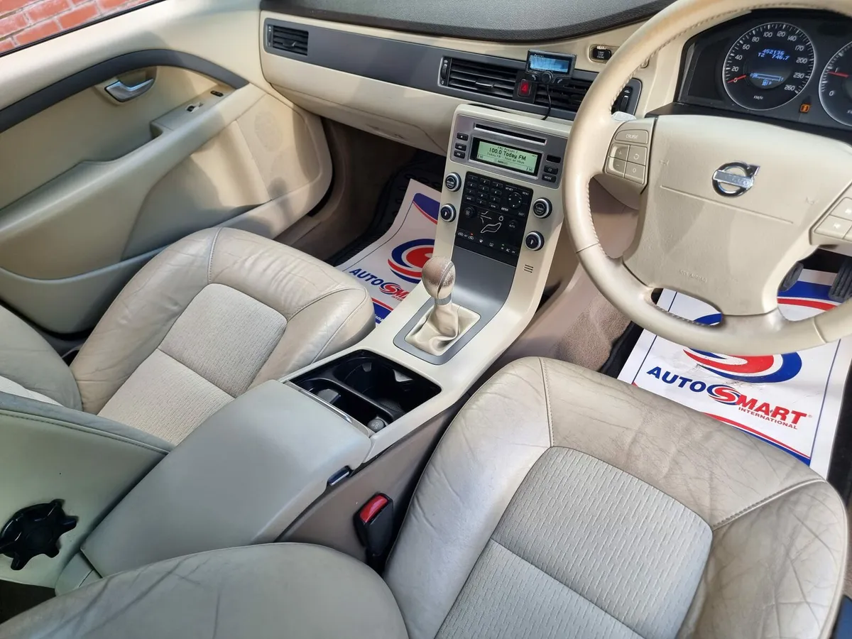 Volvo v70 NEW NCT - Image 4