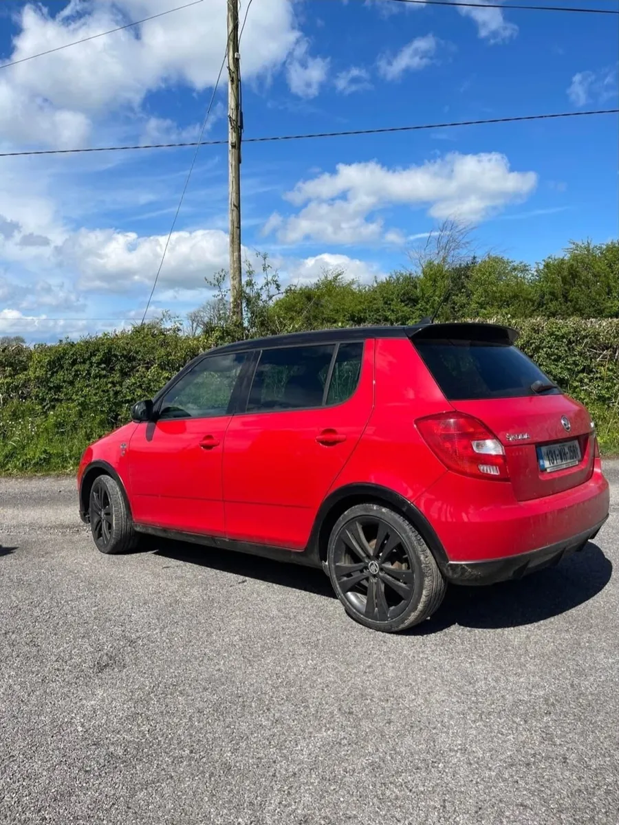 Skoda Fabia Monte Carlo Edition - Image 2