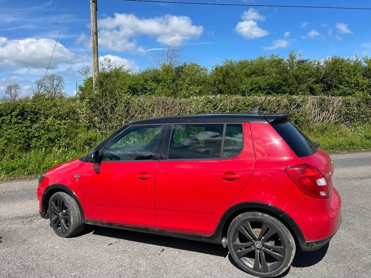 Skoda Fabia Monte Carlo Edition - Image 3