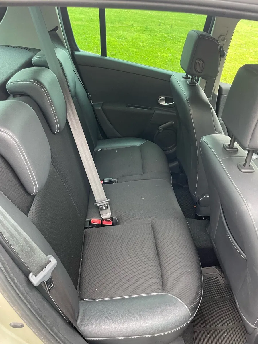 Renault Clio - Image 4