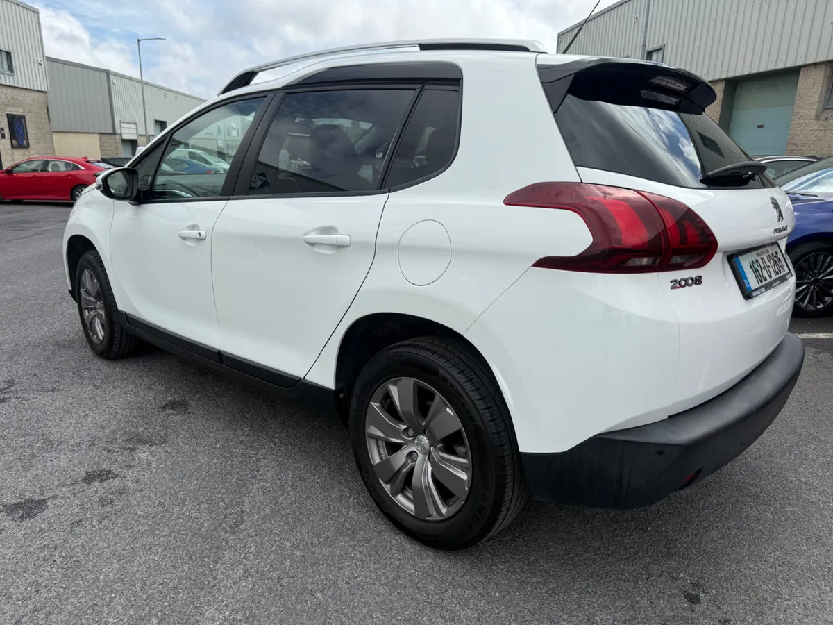 2016 Peugeot 2008 1.2 Petrol - Image 3
