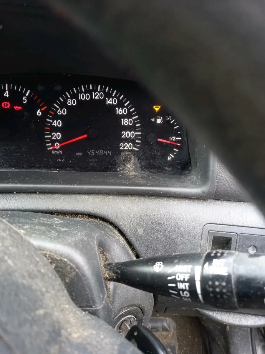 Car - Image 4