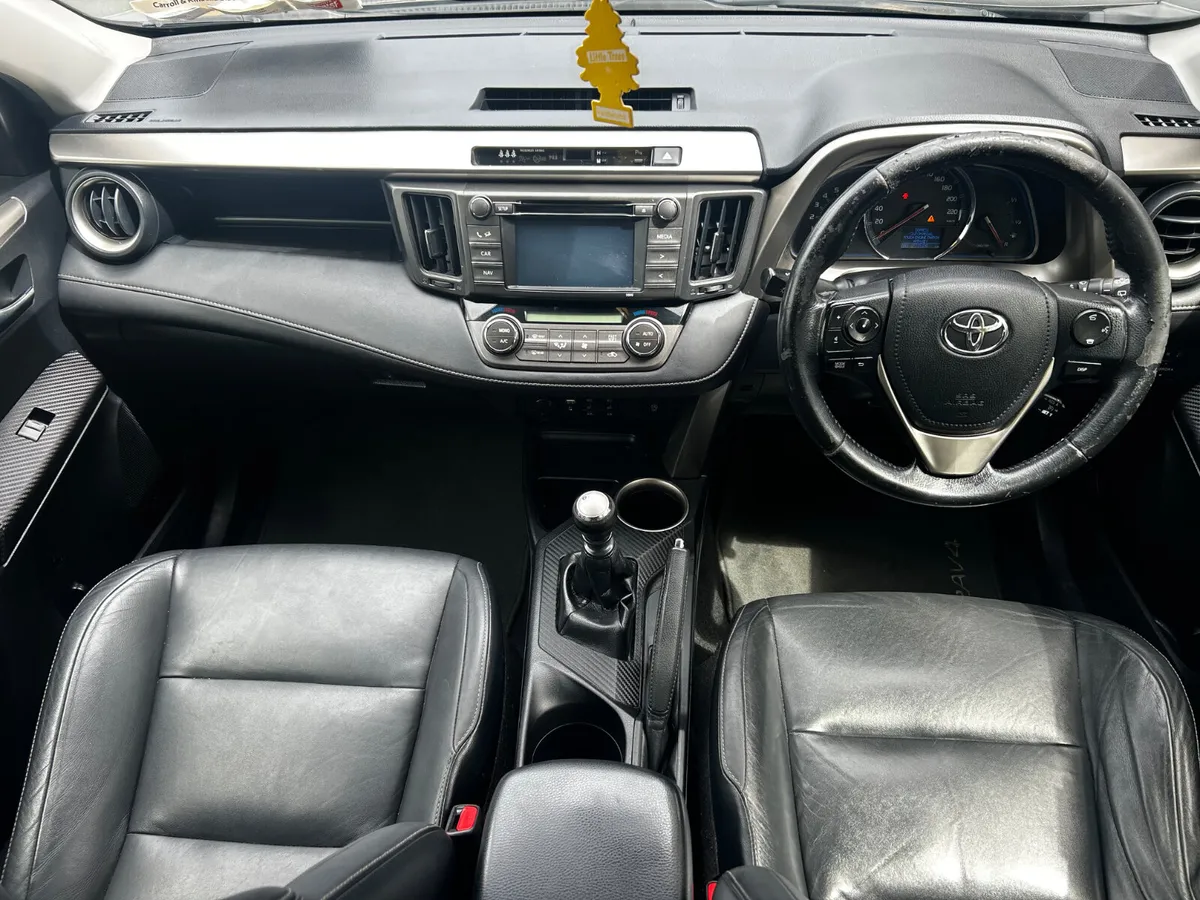 2015 TOYOTA RAV 4 2.0D4D SOL TOP SPEC - Image 2