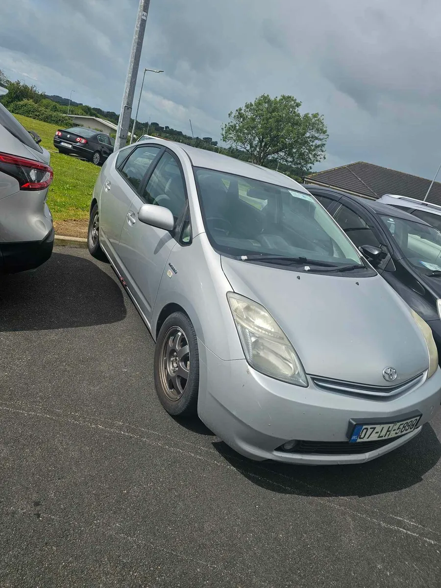 Toyota Prius - Image 1