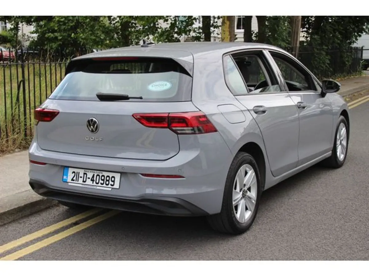 Volkswagen Golf 1 0 Life 110PS 5DR - Image 4