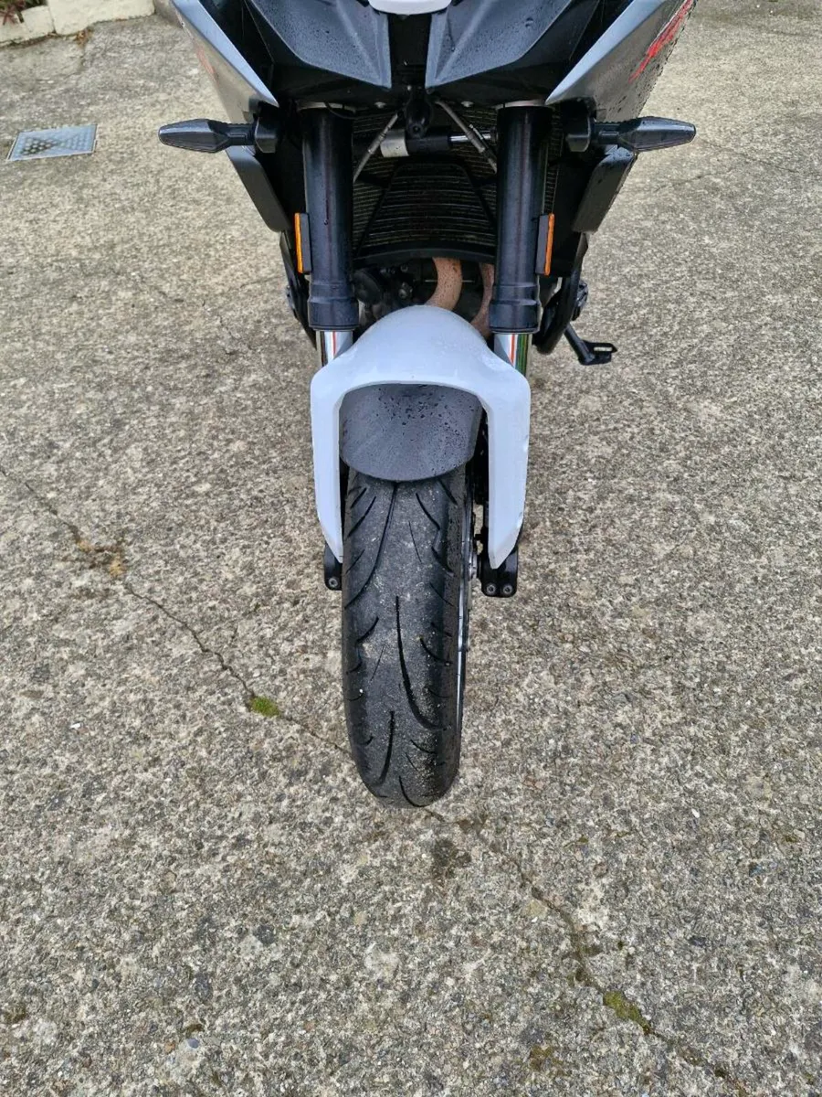 Motorbike - Image 2