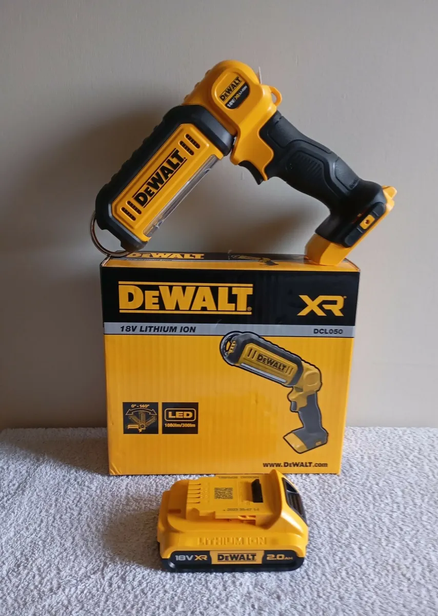 DeWalt LED Torch and Battery (New)