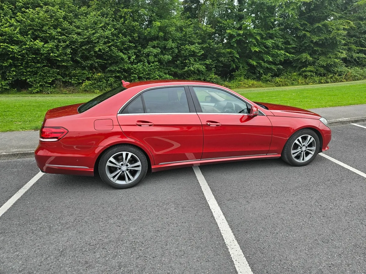 Mercedes-Benz E-Class 2014 - Image 3